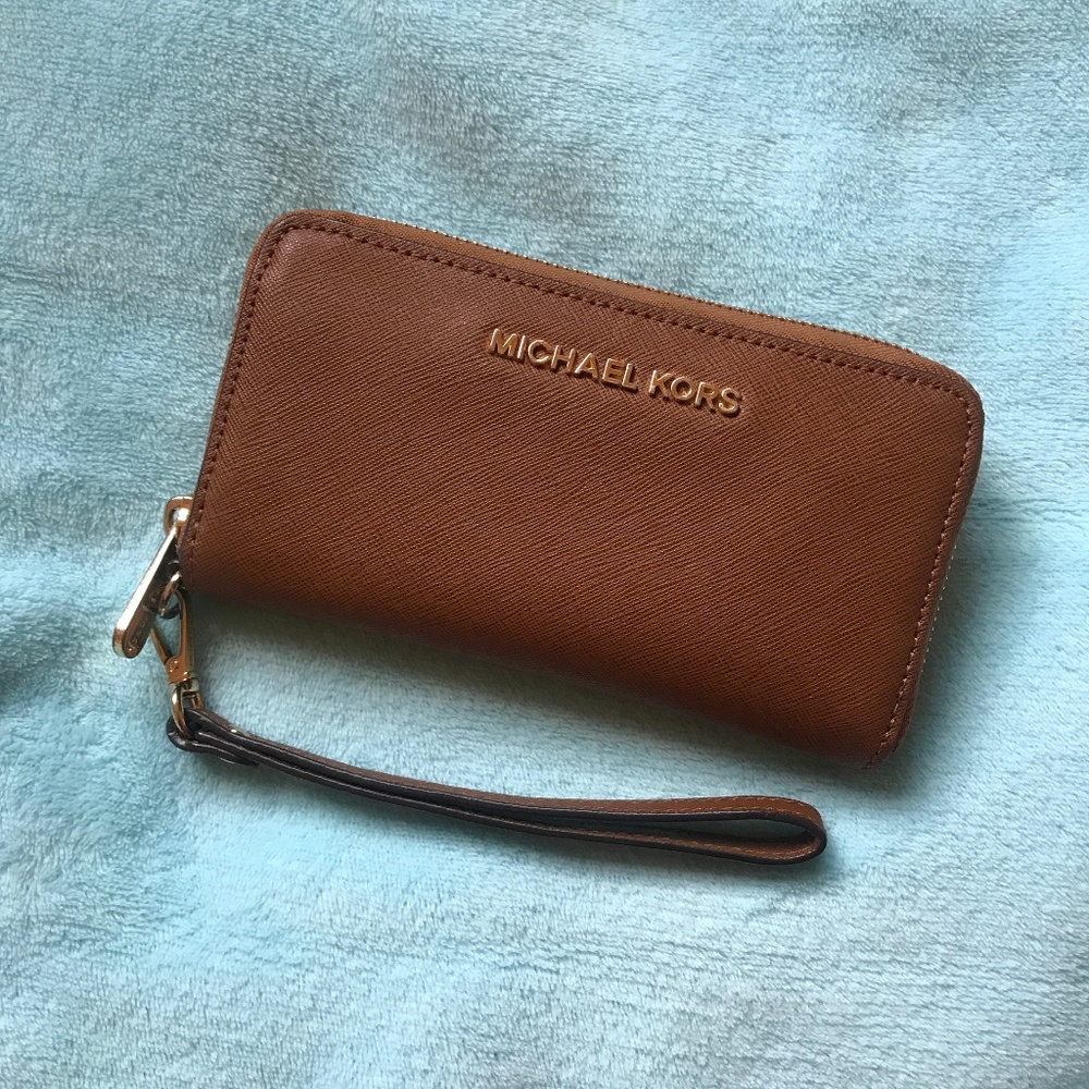 Michael Kors Jet Set Leather Wallet
